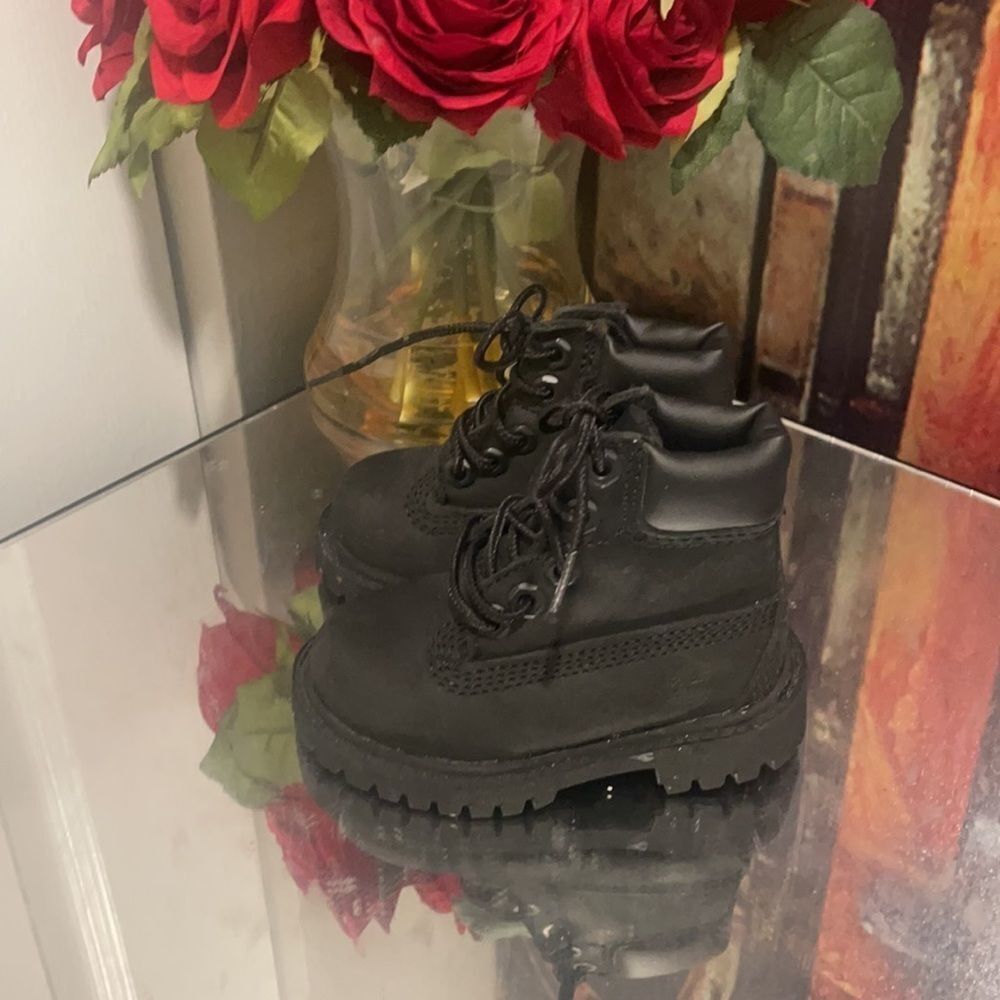 TODDLER BOY BLACK Suede Timberland Boots - Picture 4 of 6